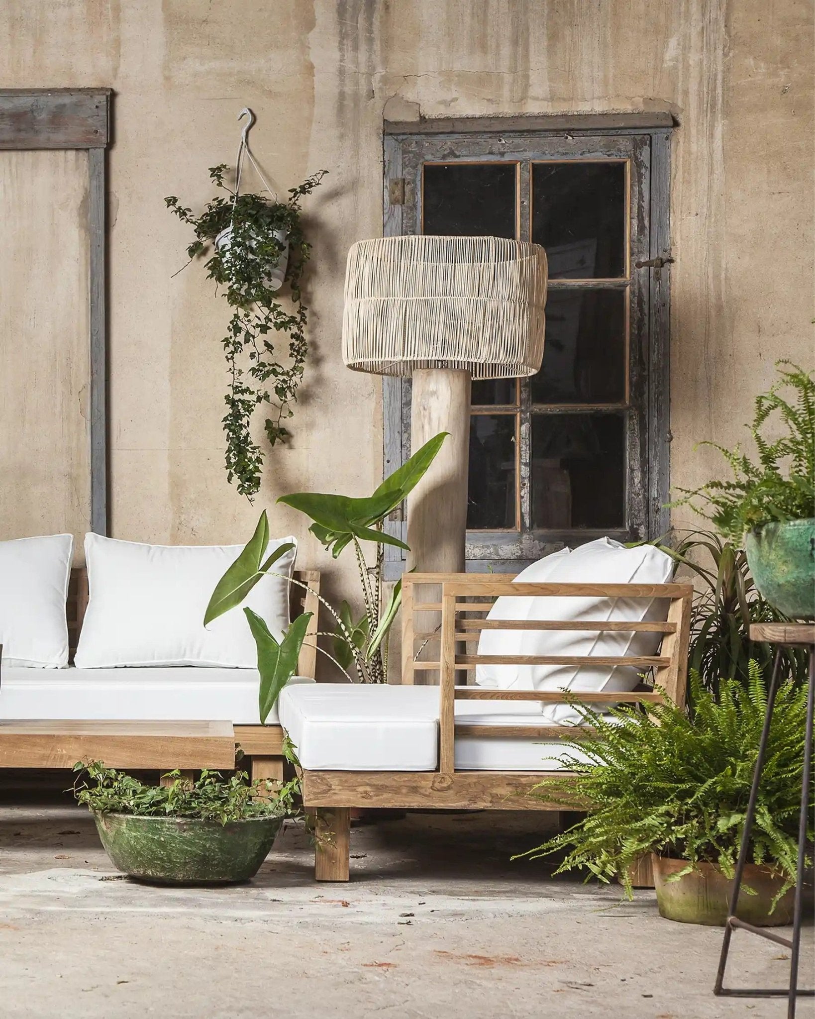 STRAUSS Outdoor sofa in white upholstery - Bambuá