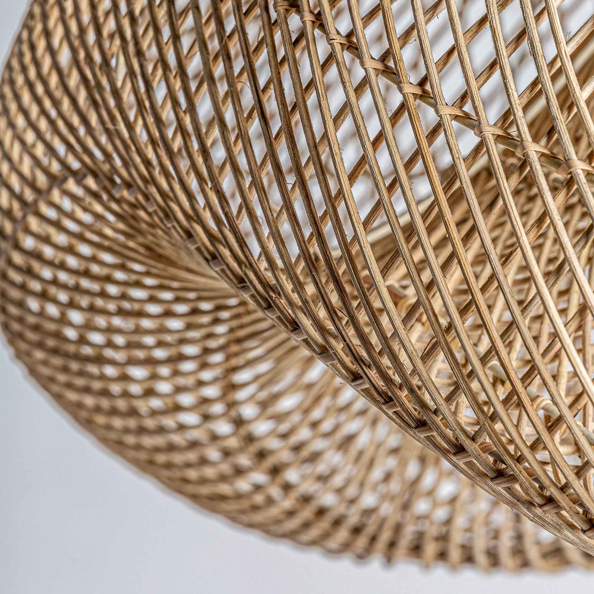 Zush Ceiling Lamp - Bambuá