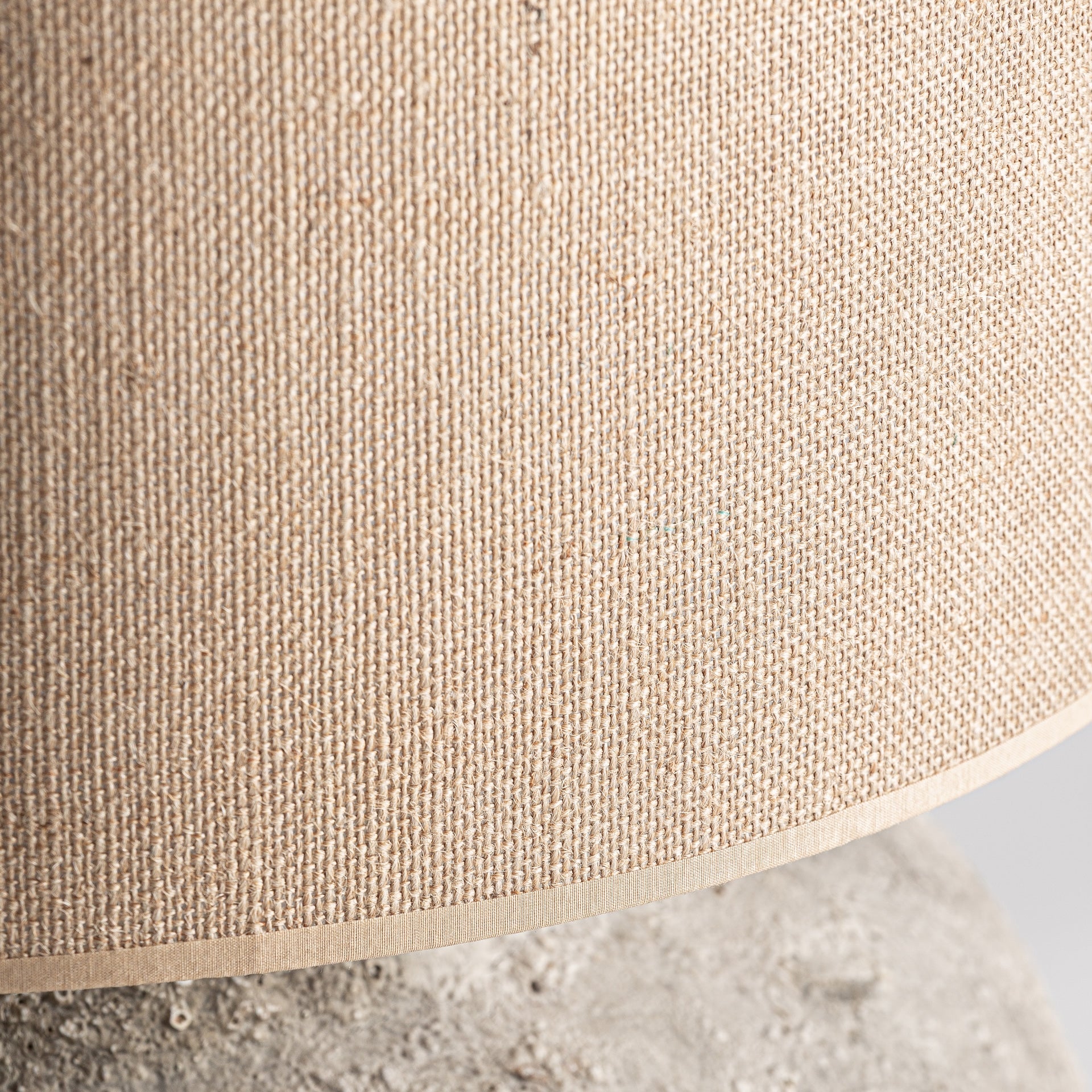 Hoscheid Table Lamp
