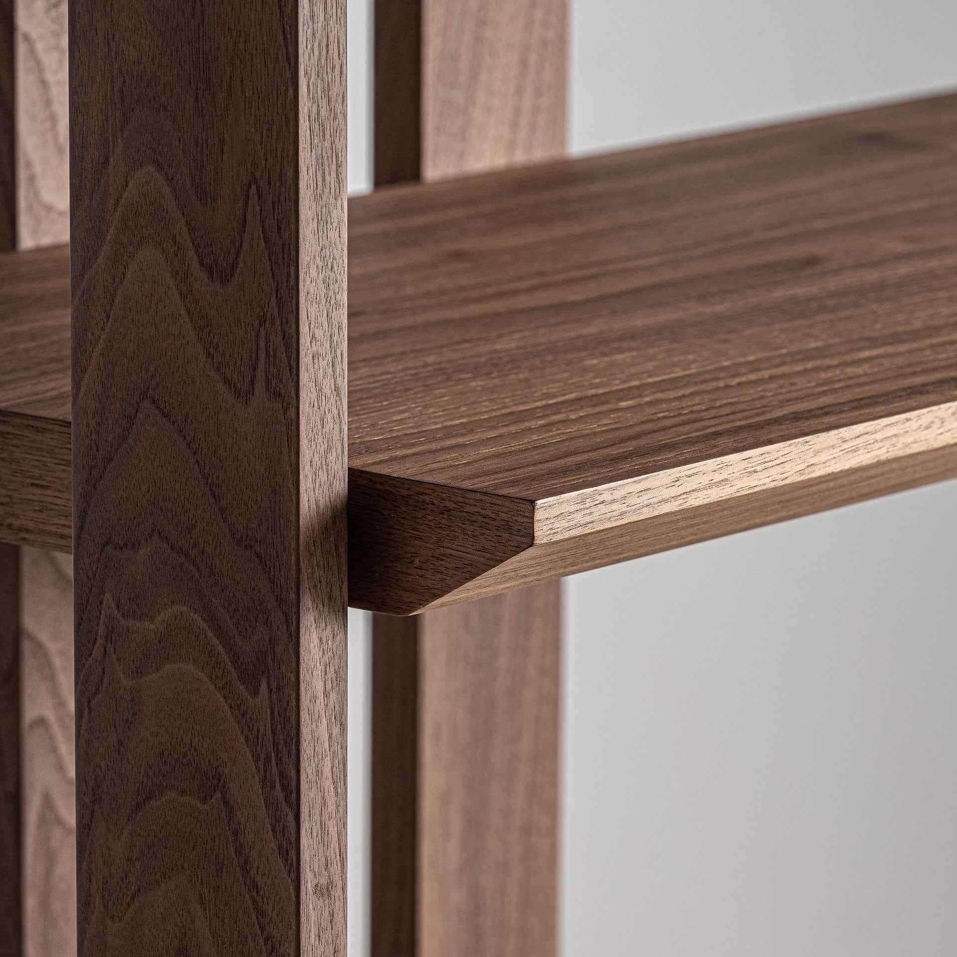 Gifhorn Bookcase