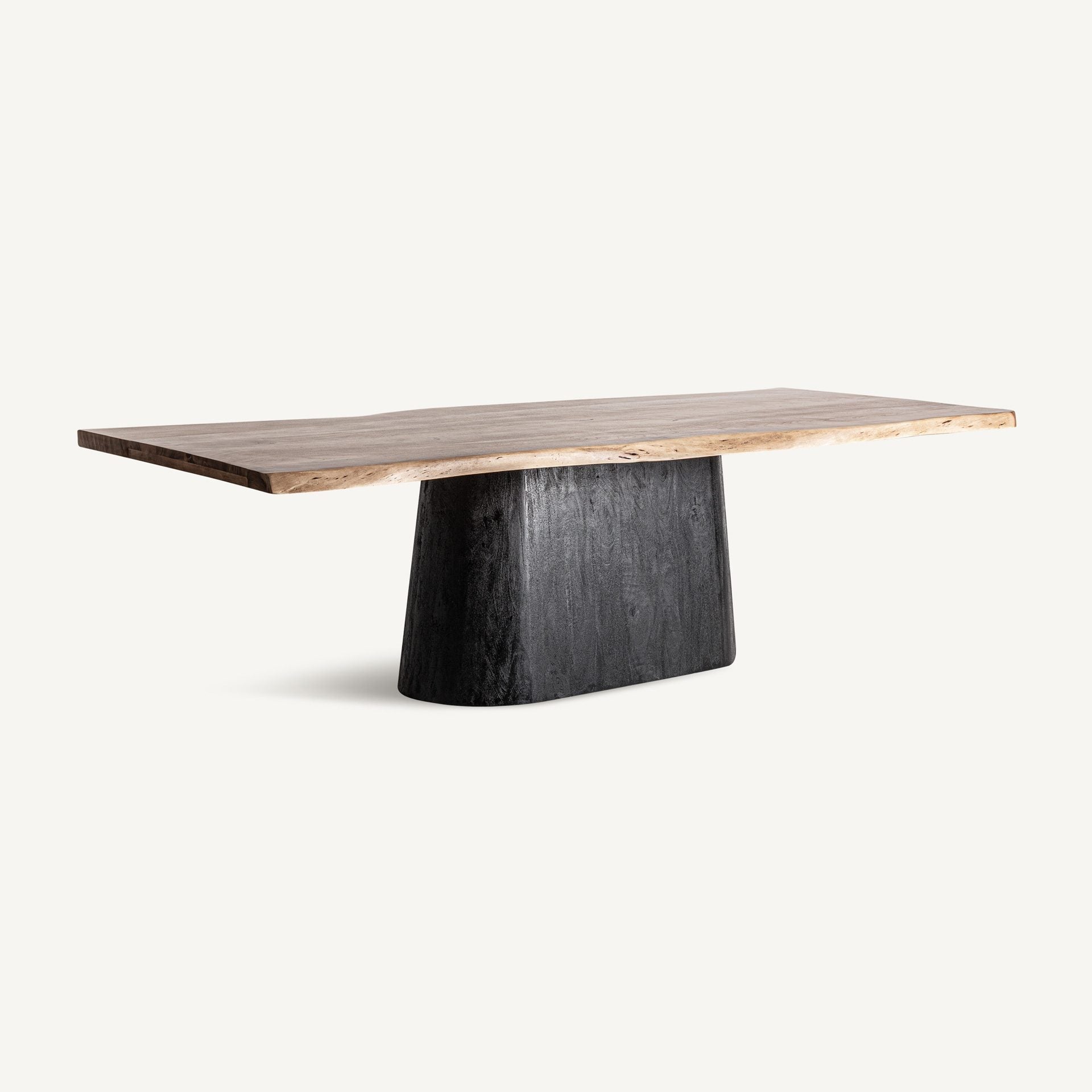Knaith Dining Table
