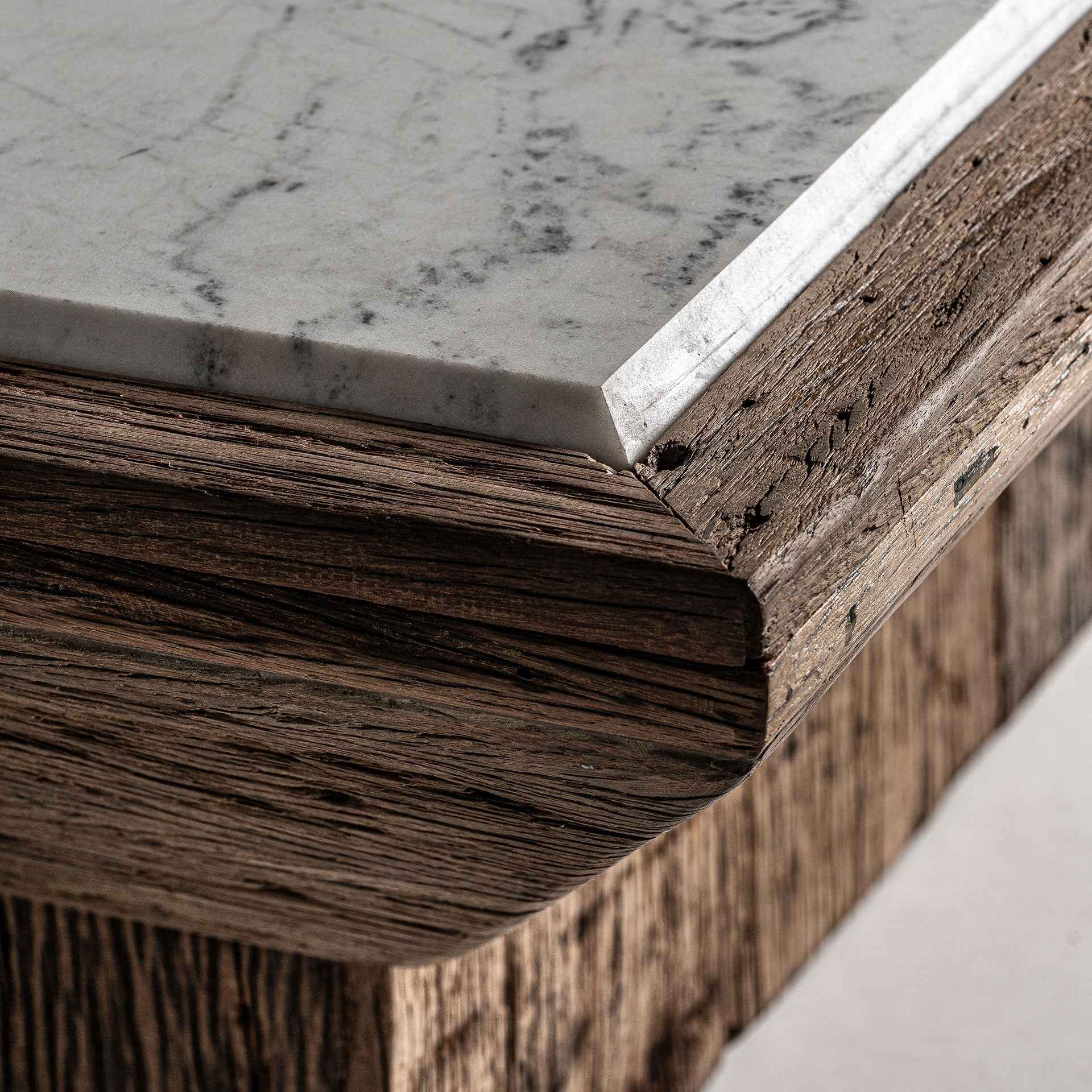 Samsun Coffee Table