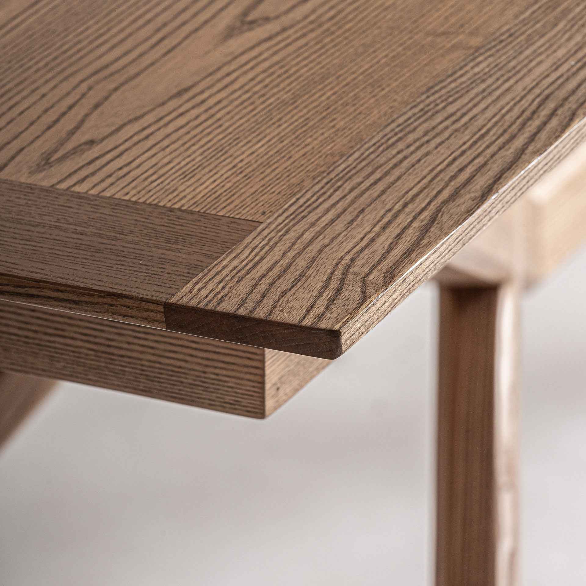 Vrebos Extending Table
