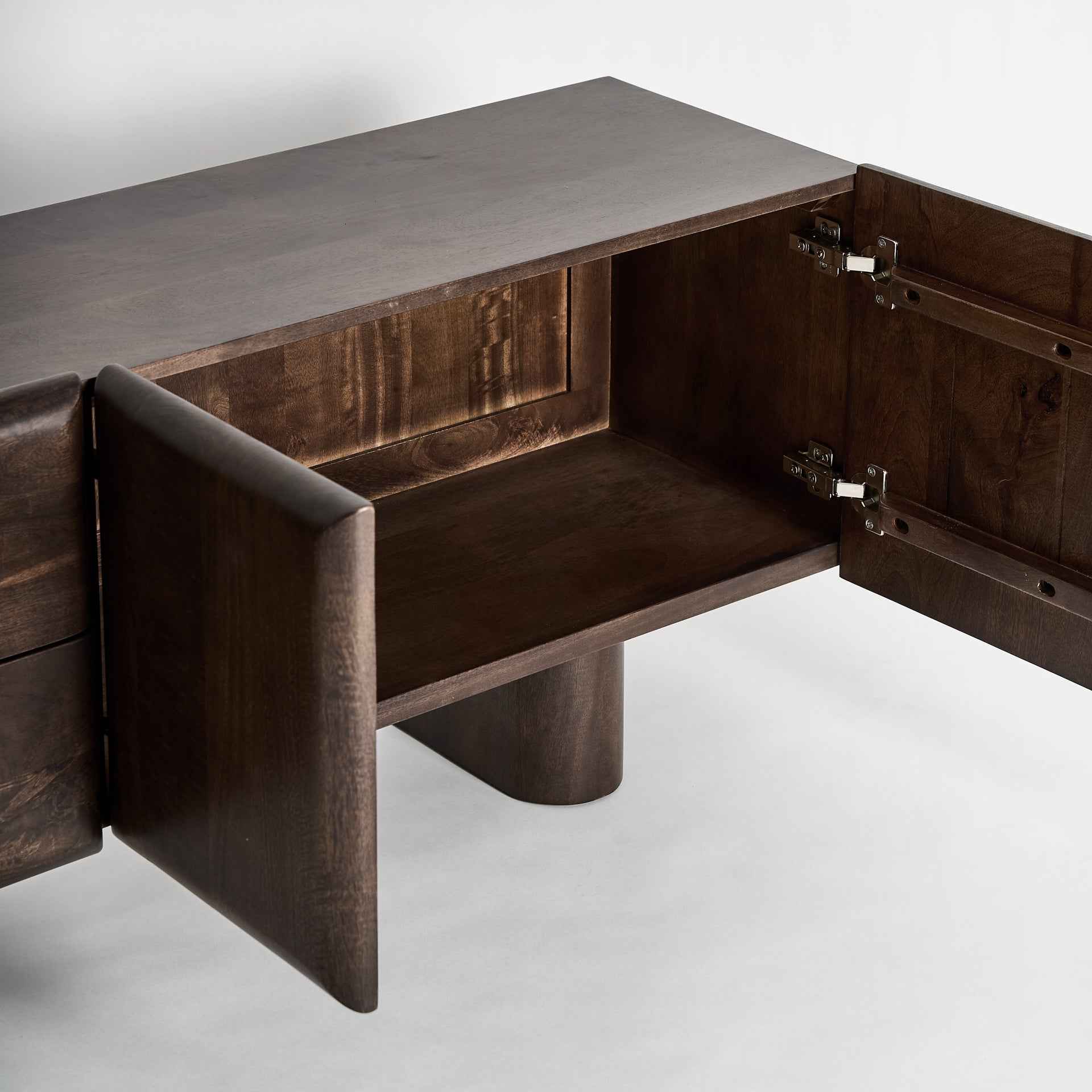 Craigh TV Stand - Bambuá