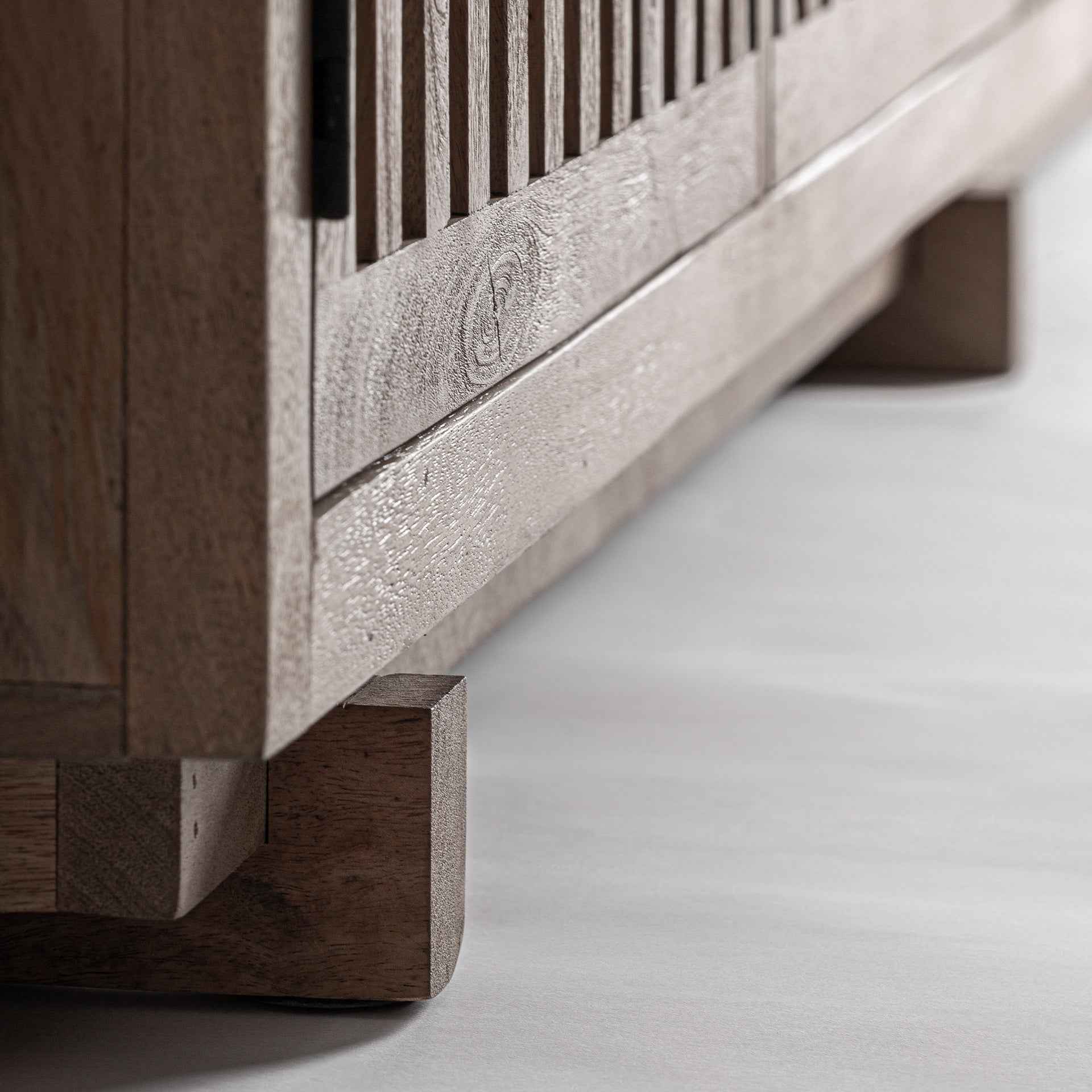 Gàbia TV Stand