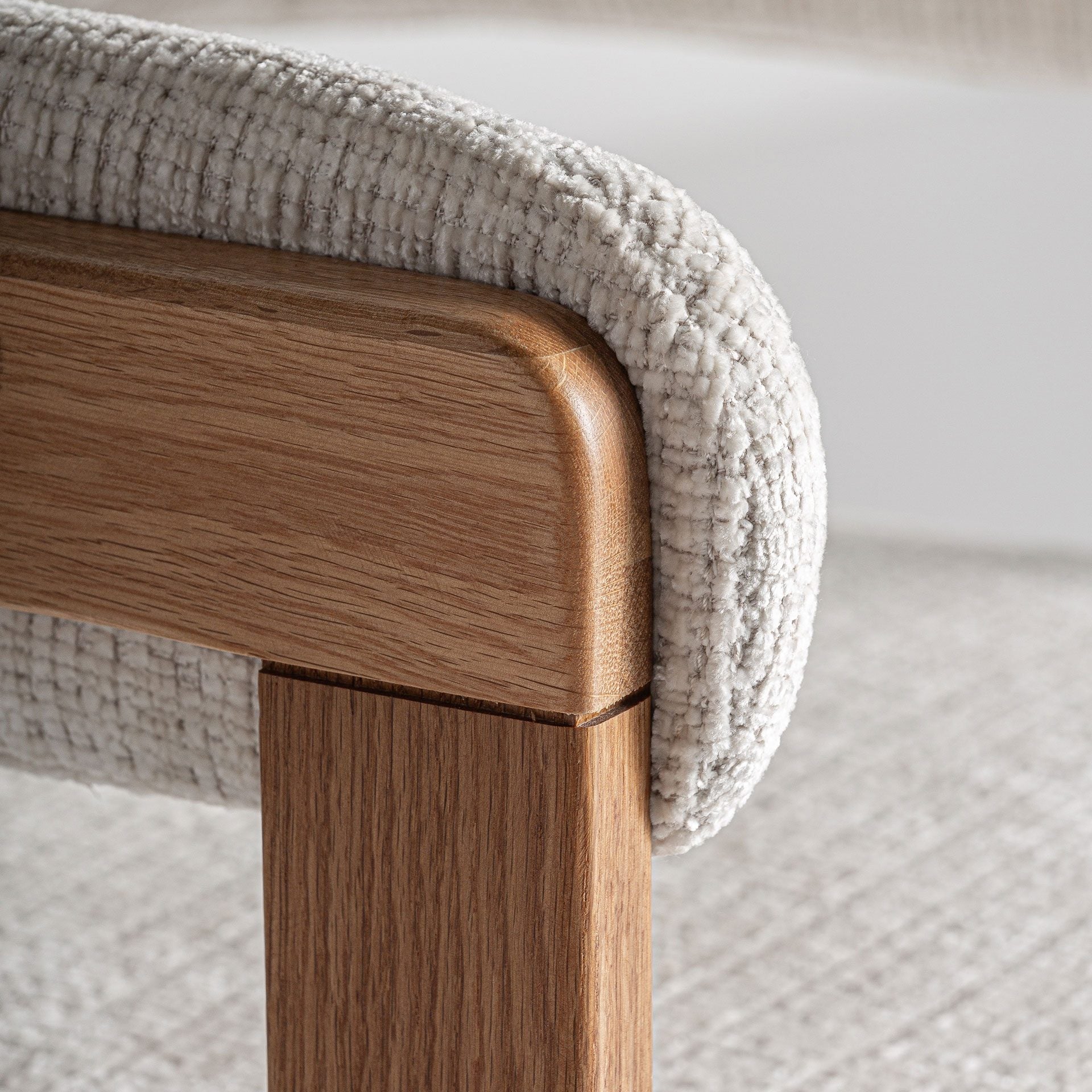 Sedzere Chair
