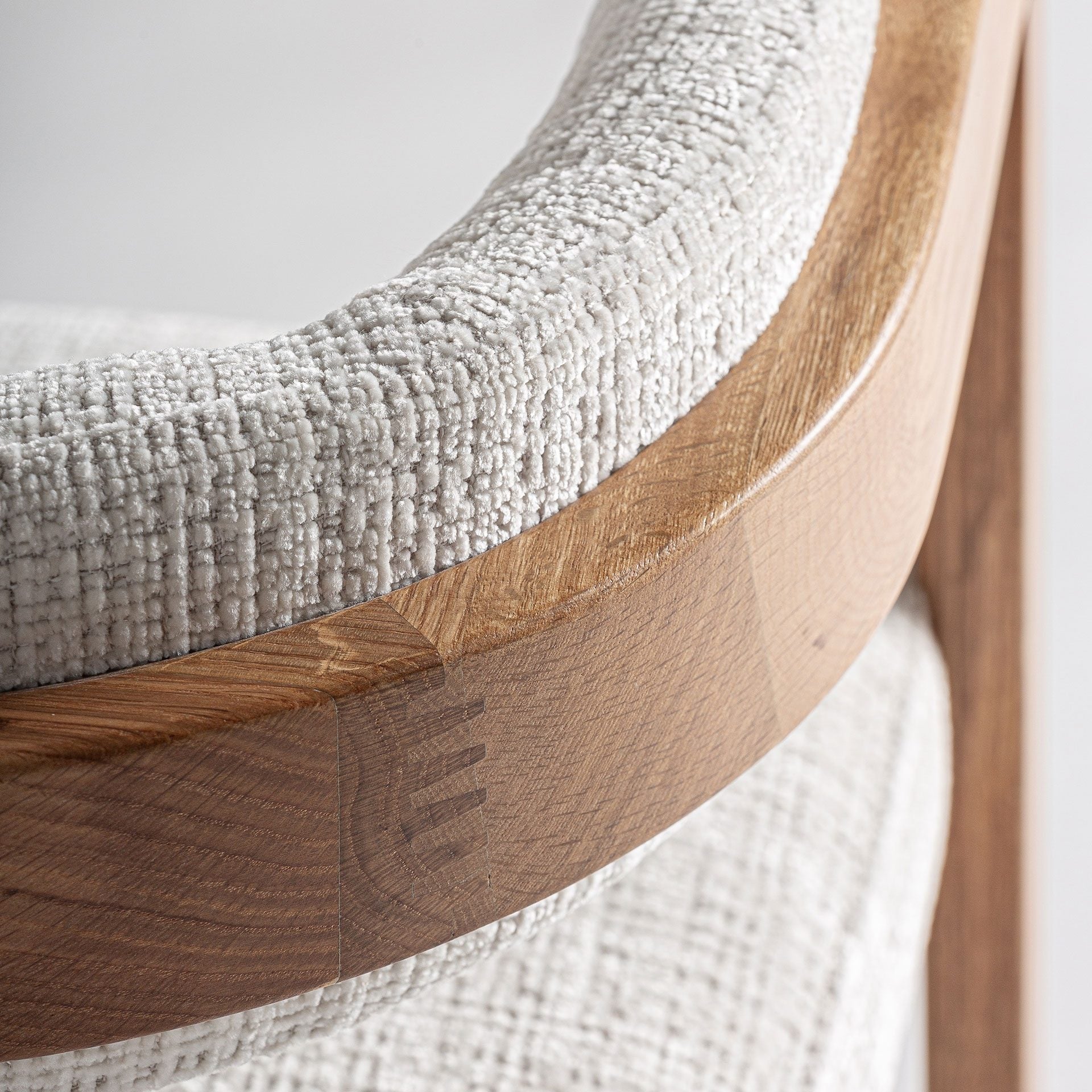 Sedzere Chair