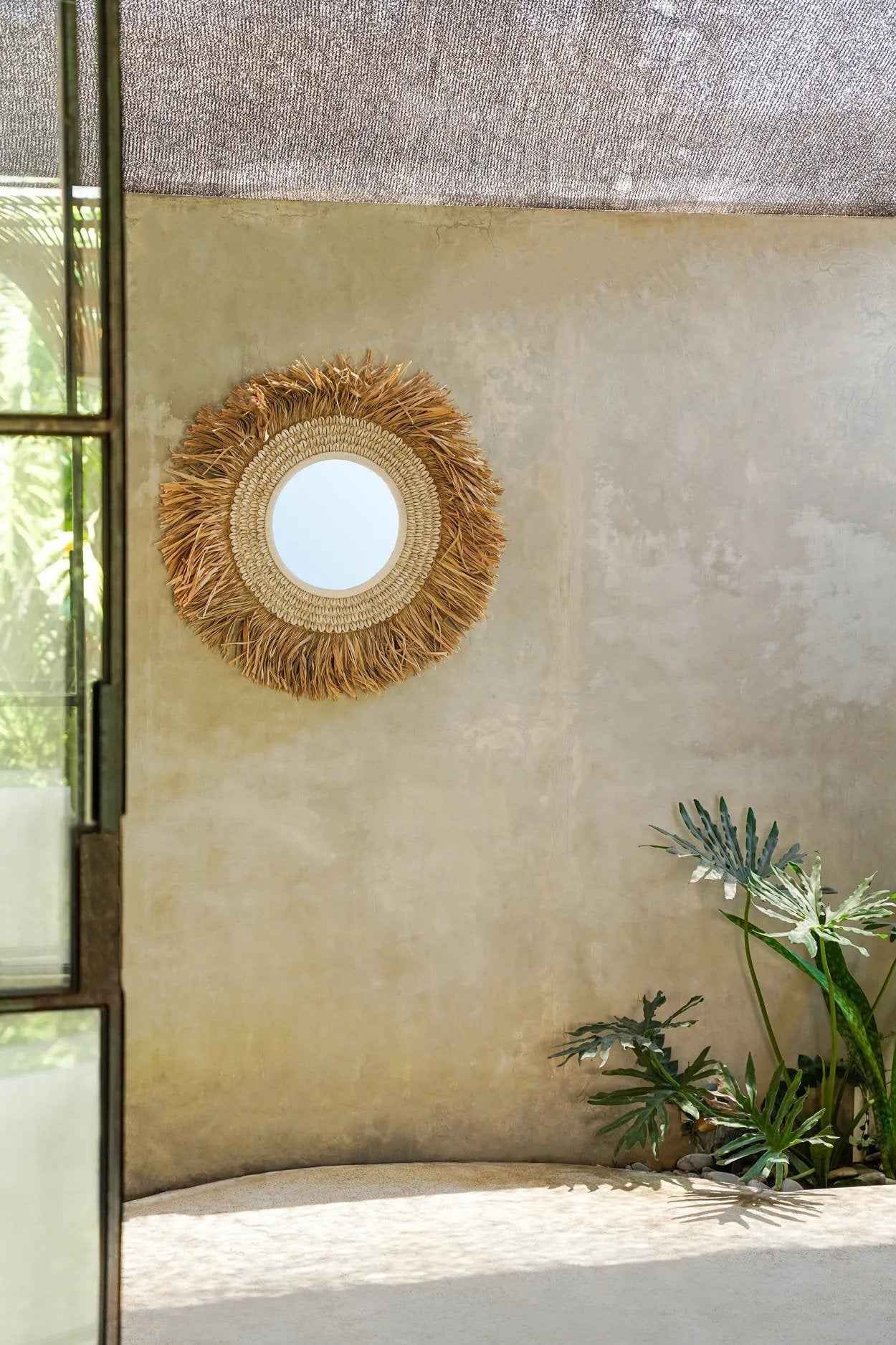 The Raffia Cowrie Mirror - Natural White - Bambuá