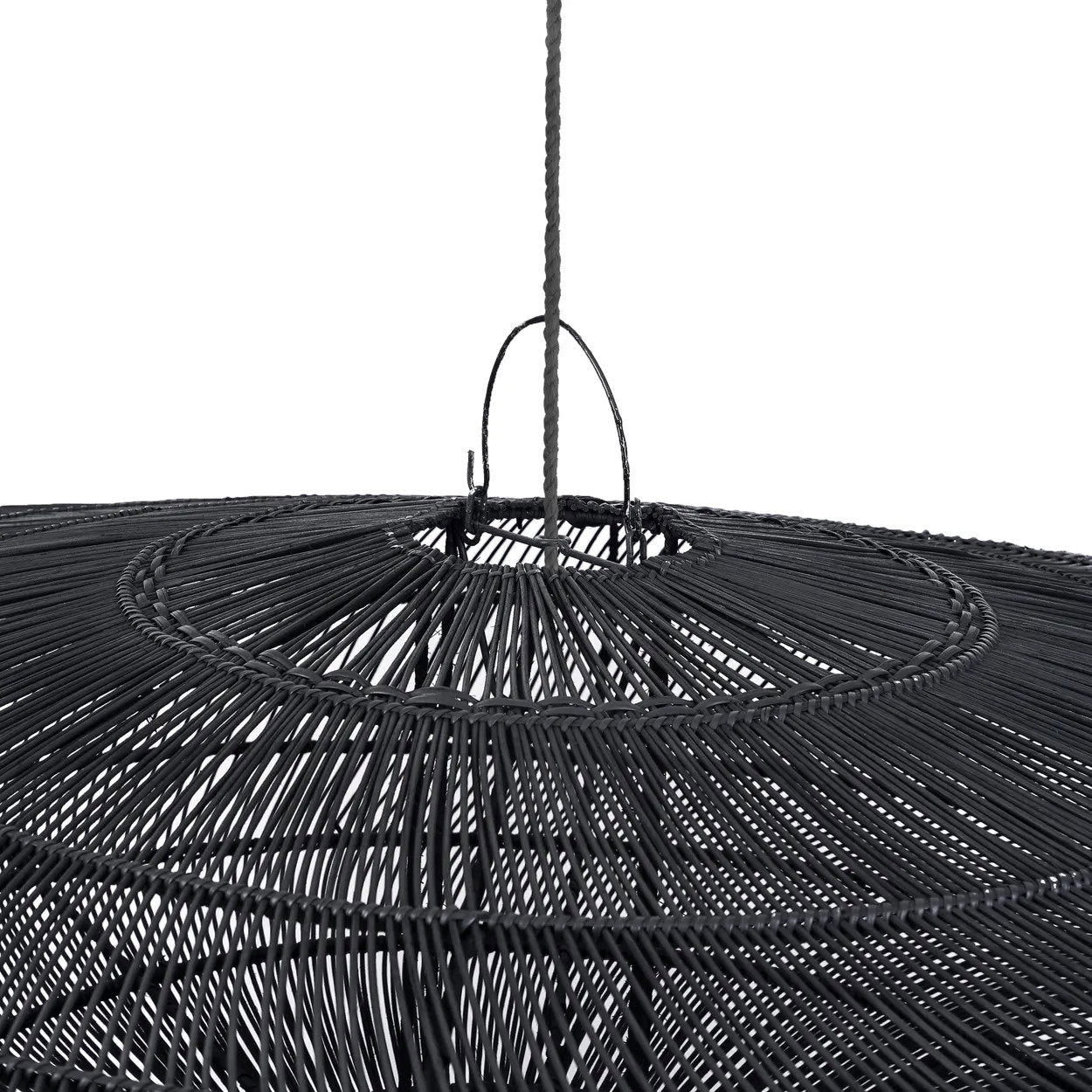 the-macaron-pendant-black-xl