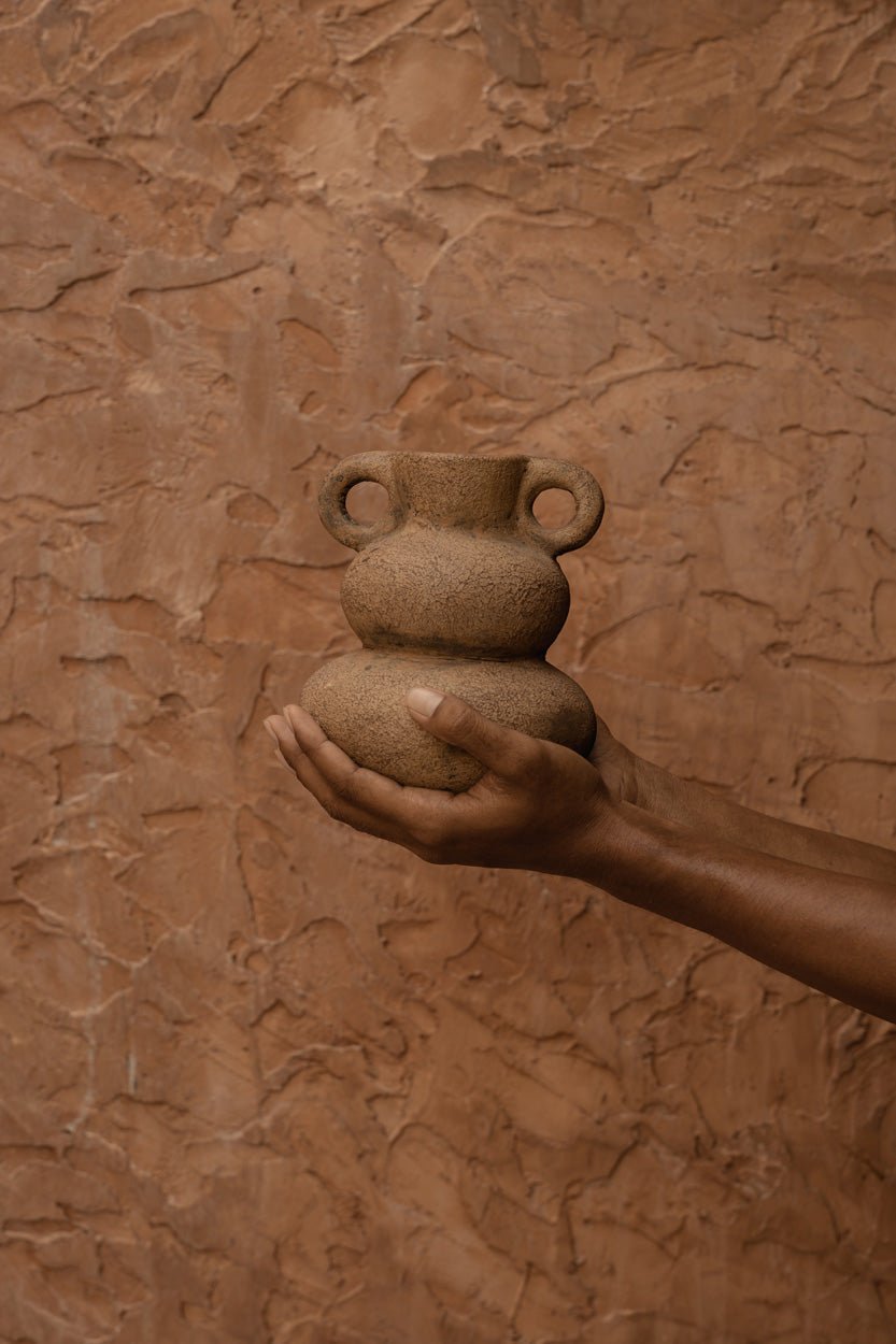 The Earthen Balance Vase - Sand - S - Bambuá