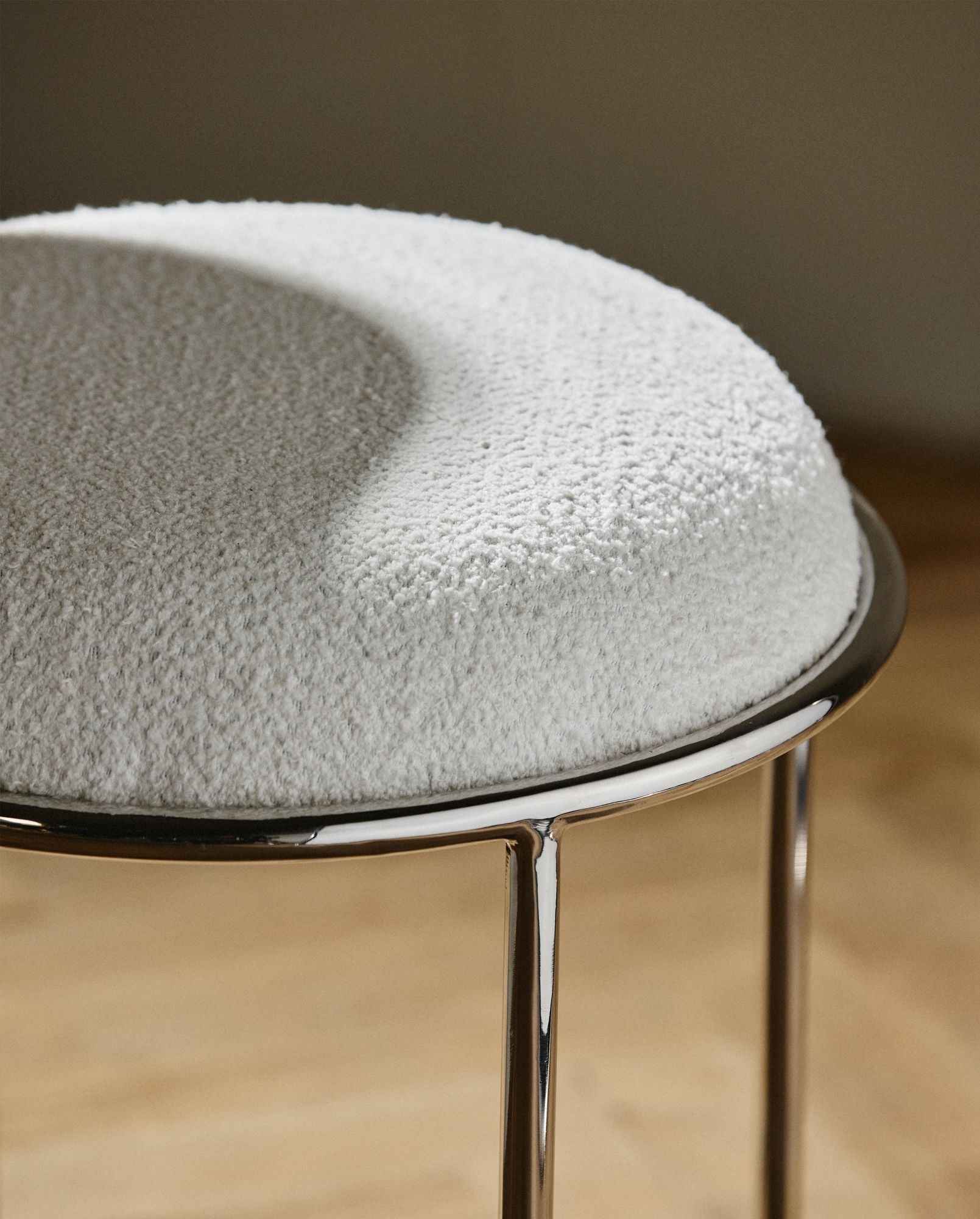 Nordal Komati Ivory Stool | Steel Frame