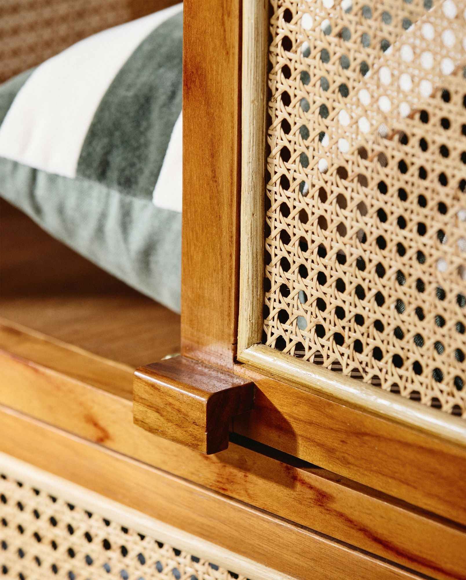 MERGE cabinet, nature w/rattan