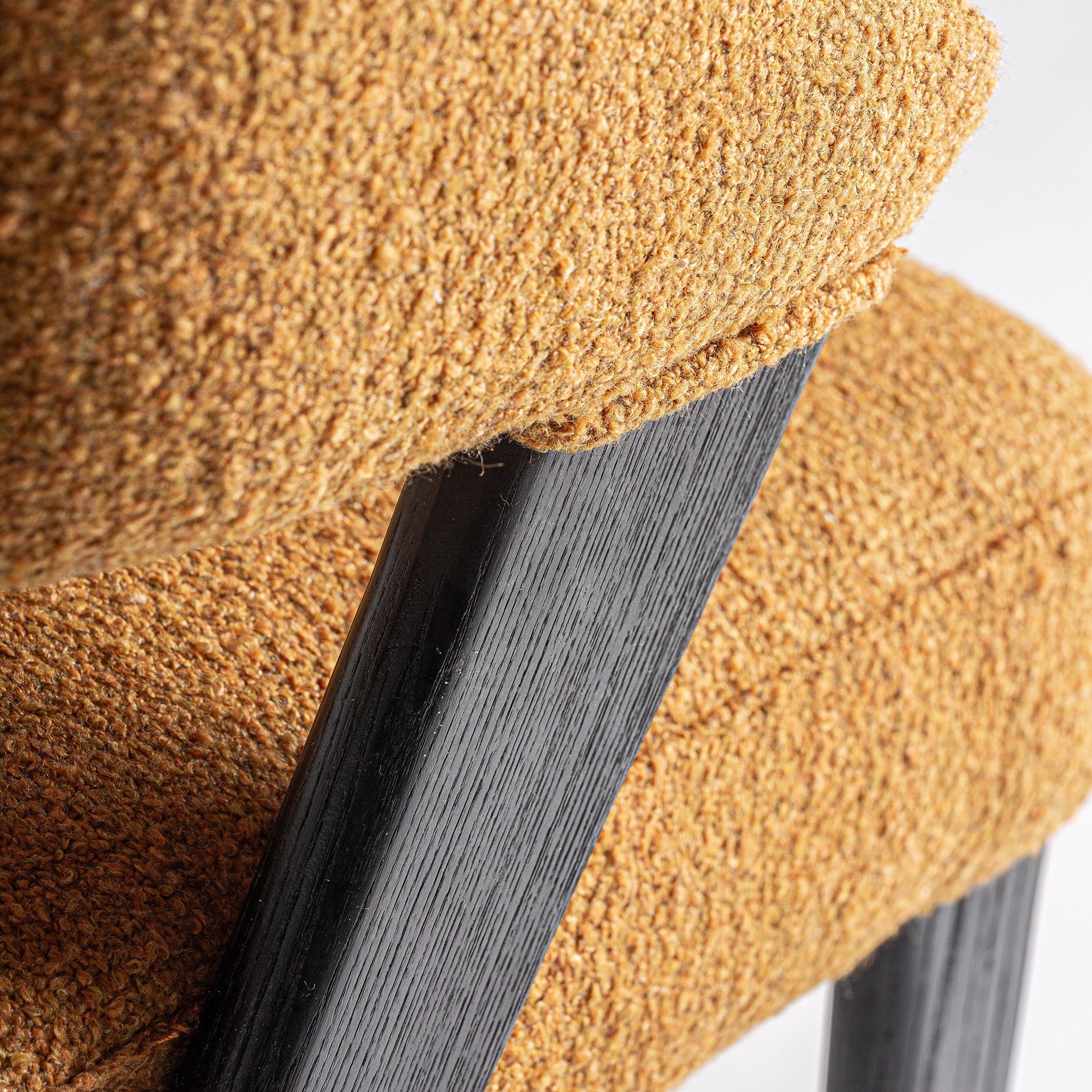 Veney Chair