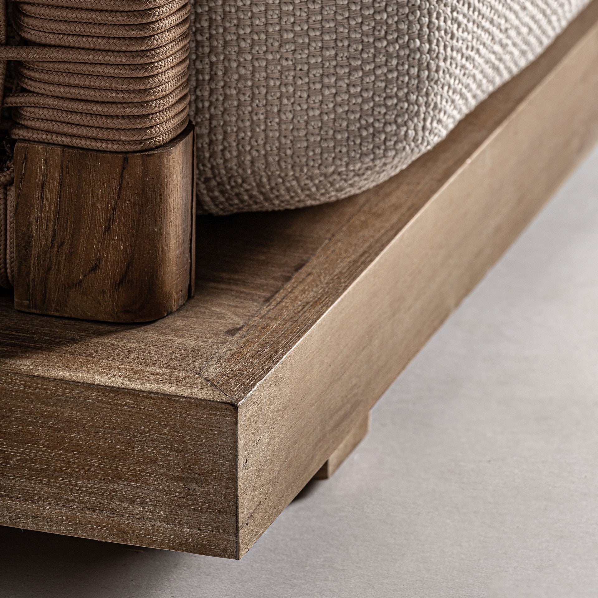 Trena Sofa