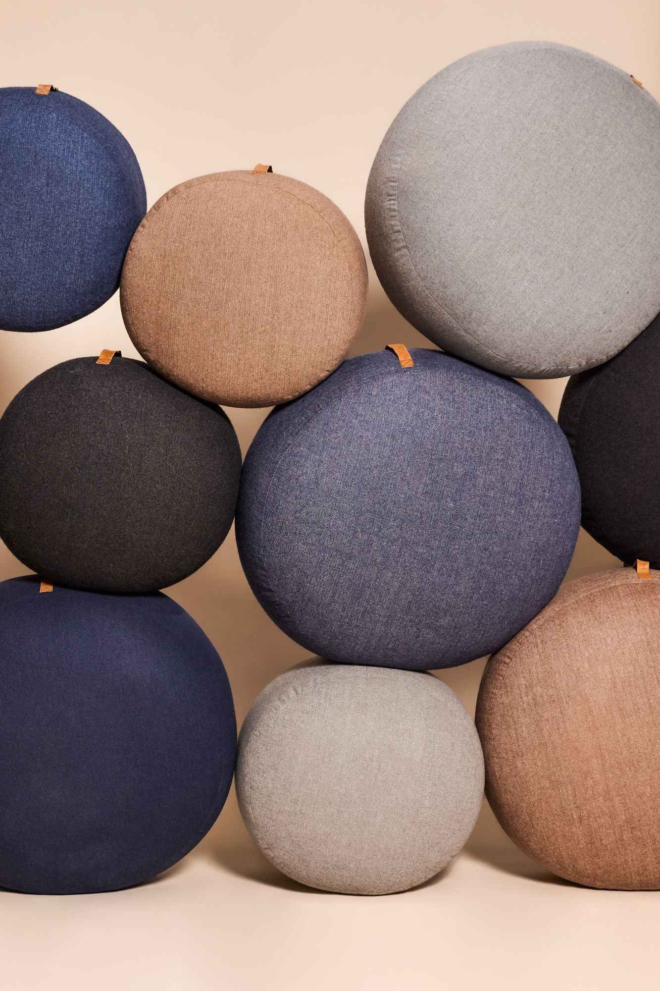 Mochi Pouffe Ø70 Grey
