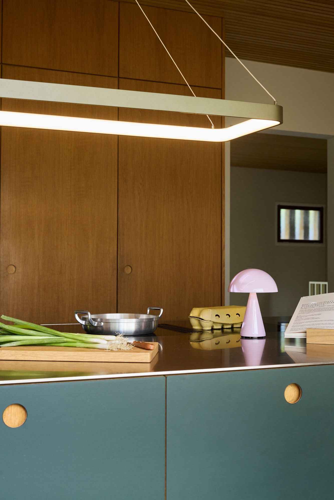 Hübsch Mush Portable Lamp Light Pink