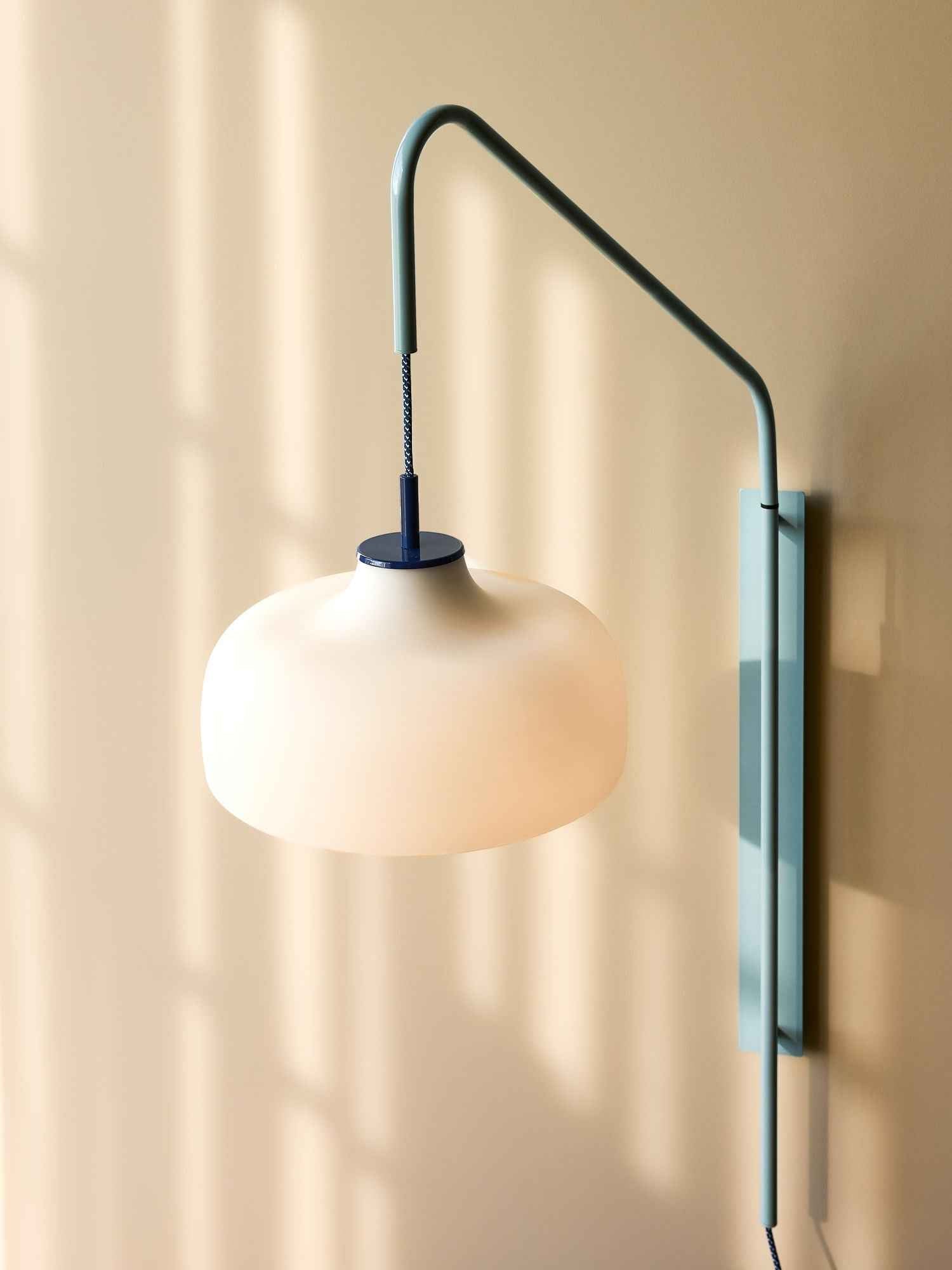 Hübsch Current Wall Light Light blue