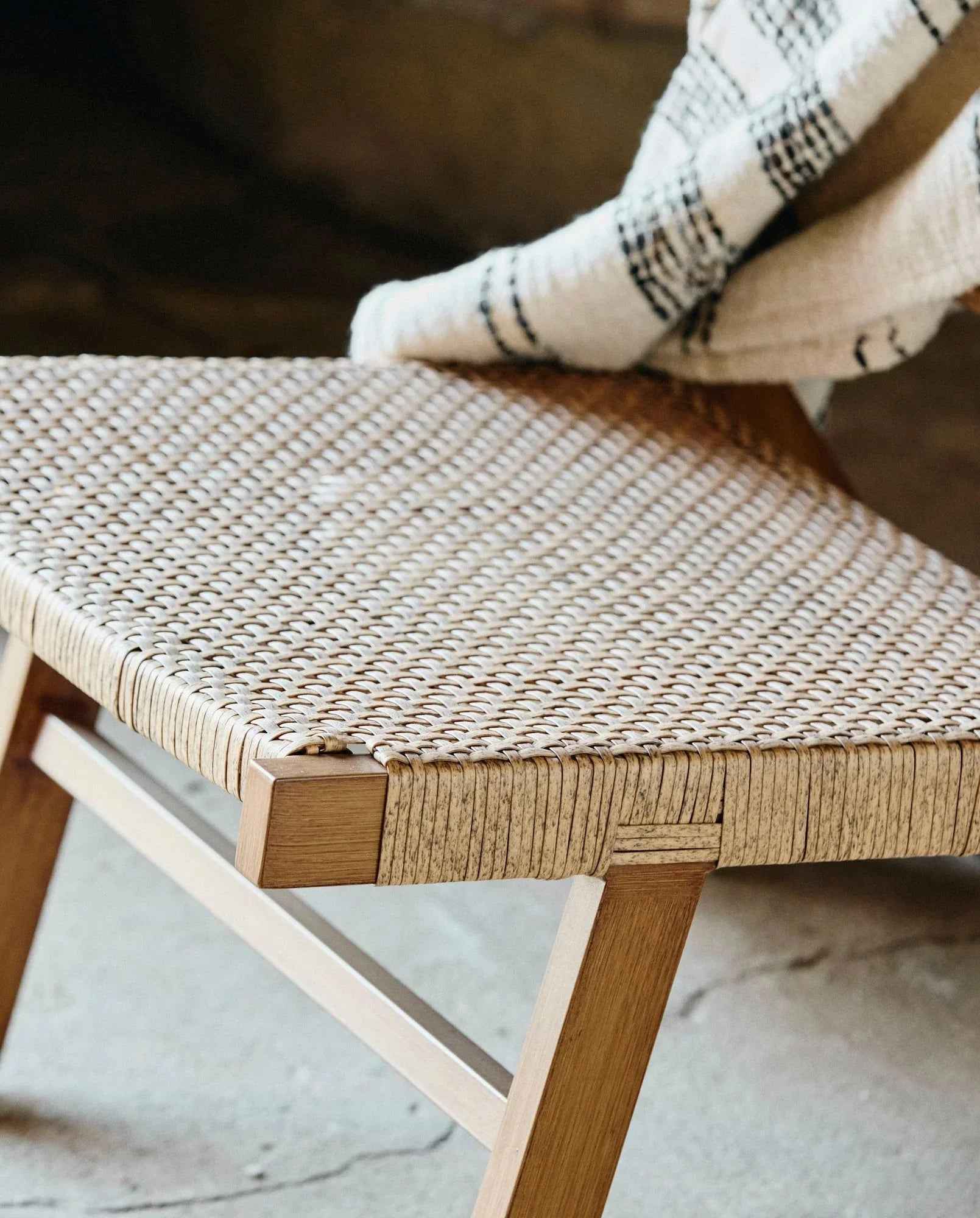 VASAI lounge chair, natural