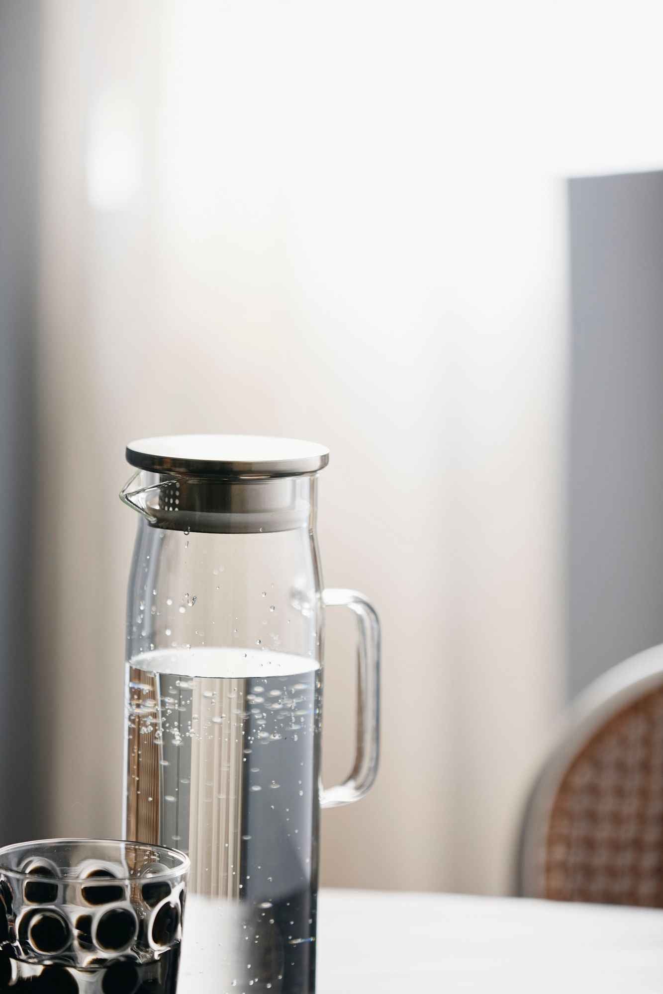 CHIVES jug, glass - clear