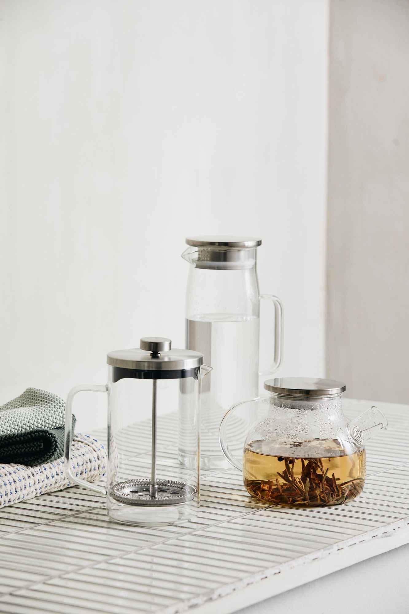 CHIVES jug, glass - clear