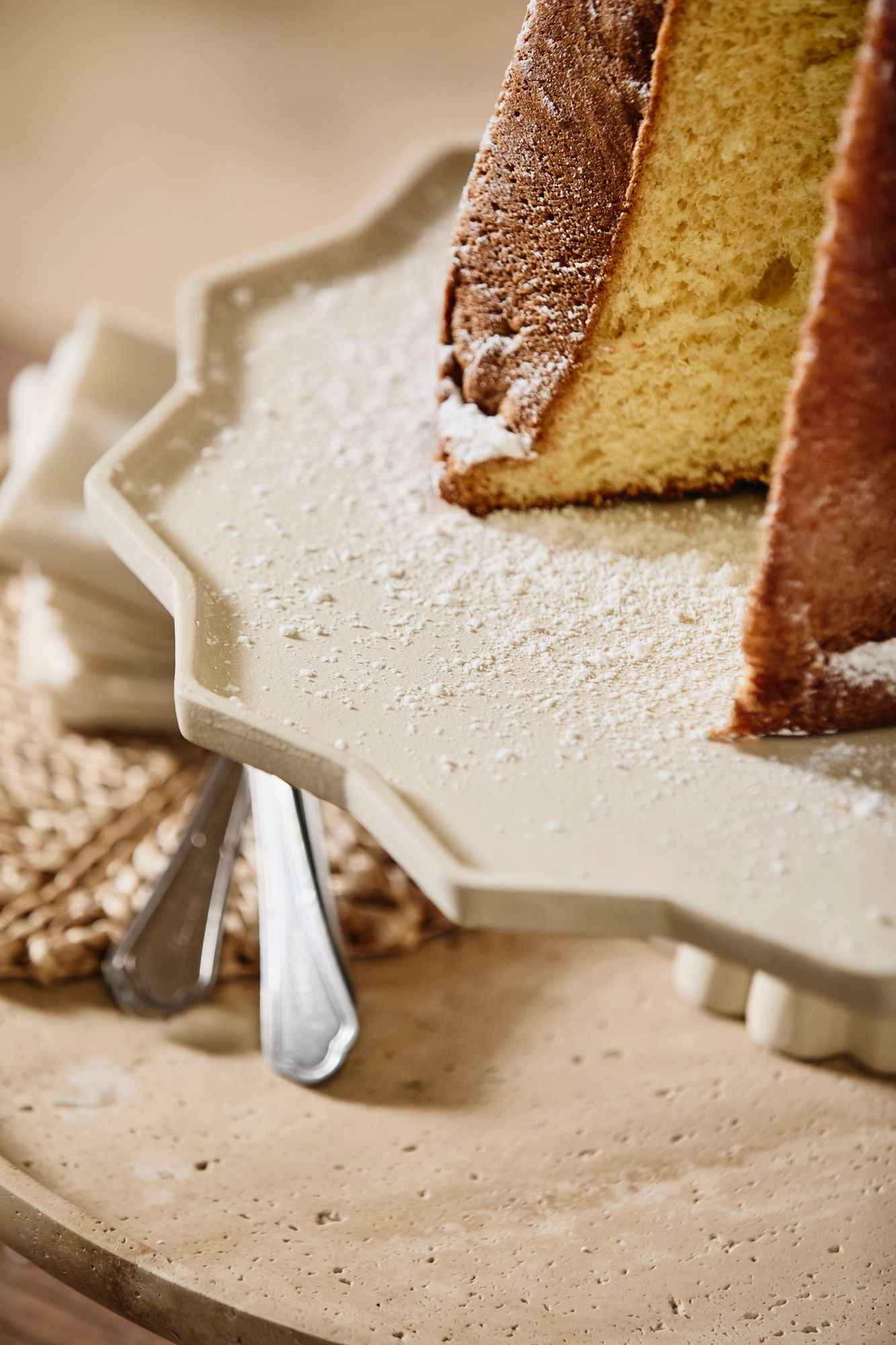 MINU tray on foot - ivory