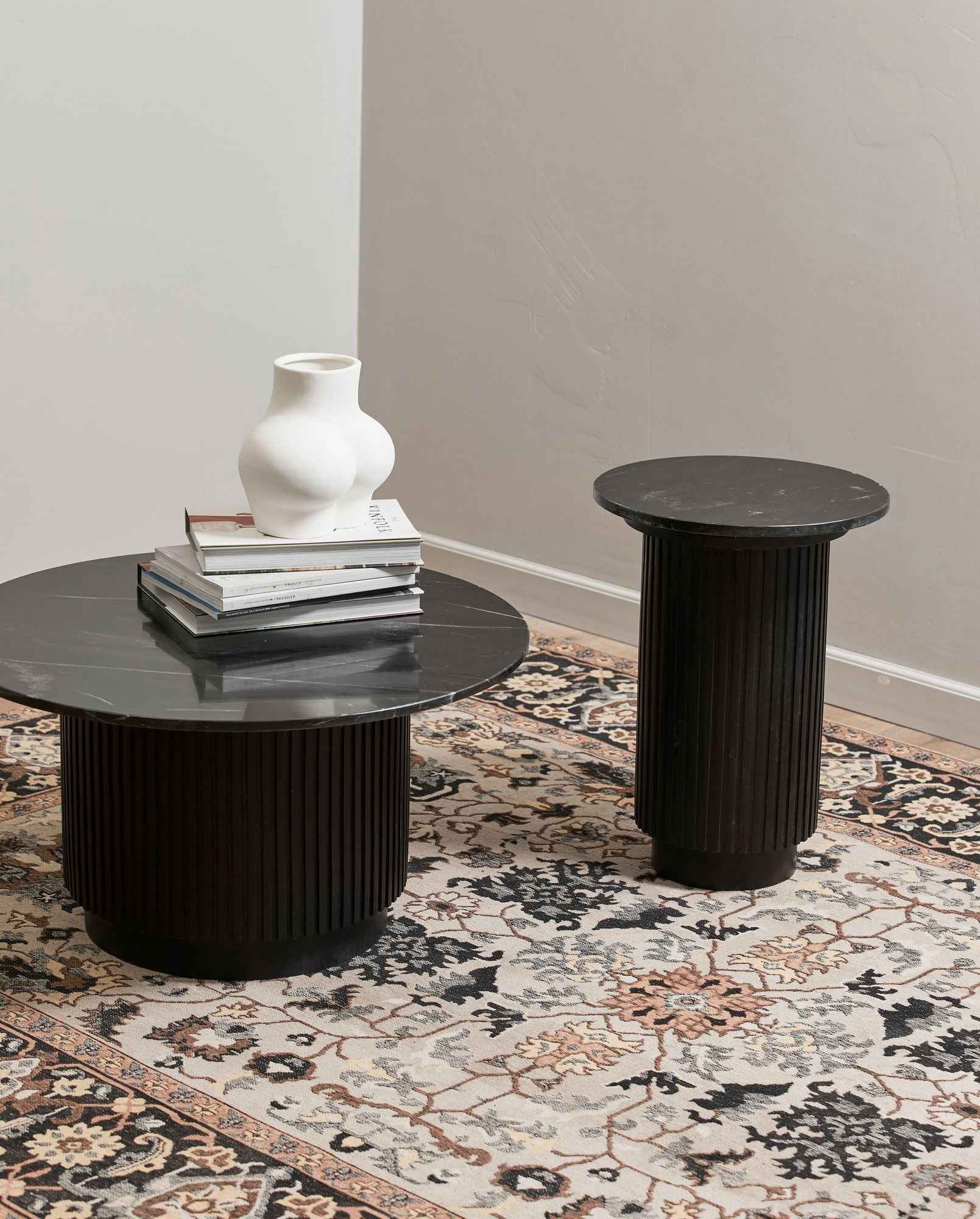 ERIE round side table - black marble top