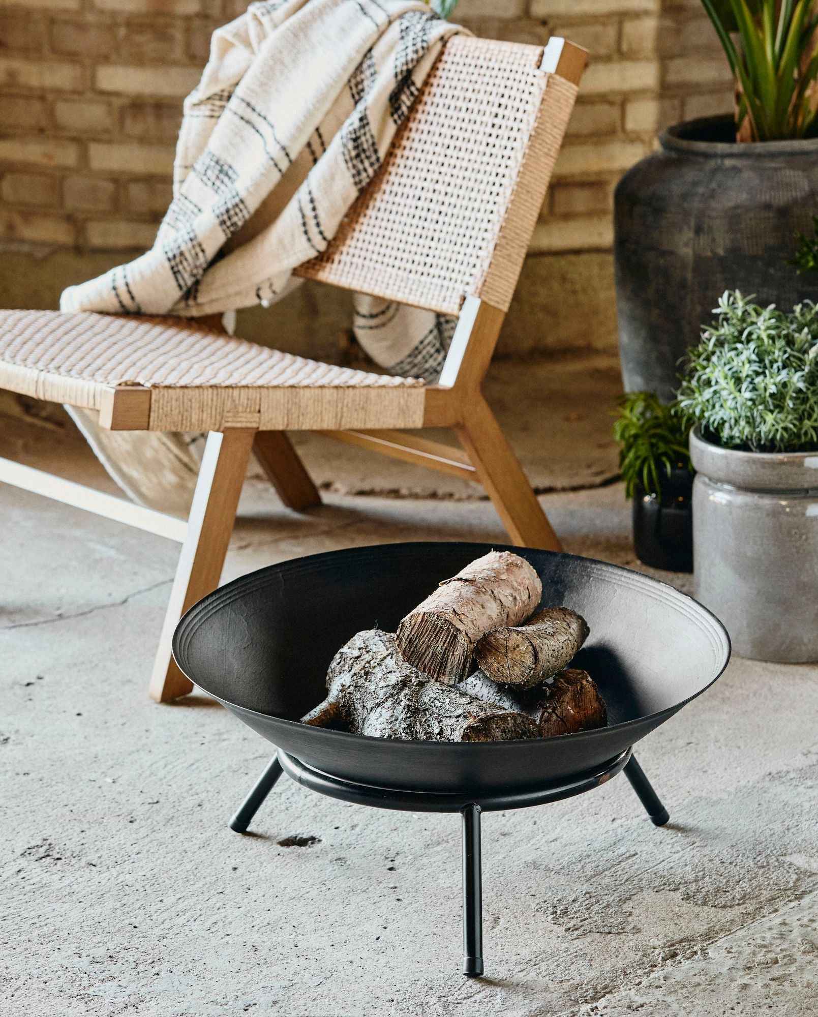 ASTER fireplace, black