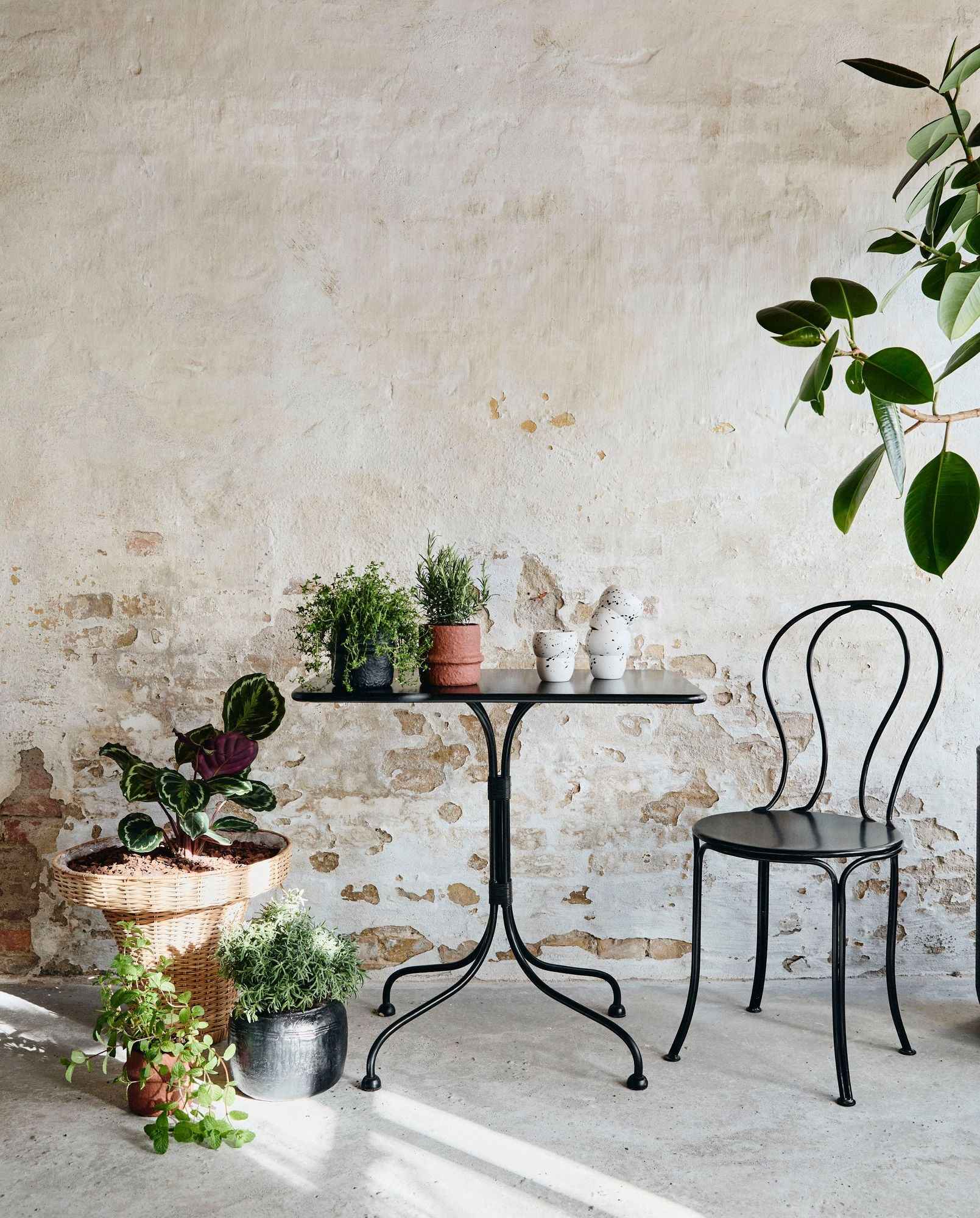 OLIVO garden table - black