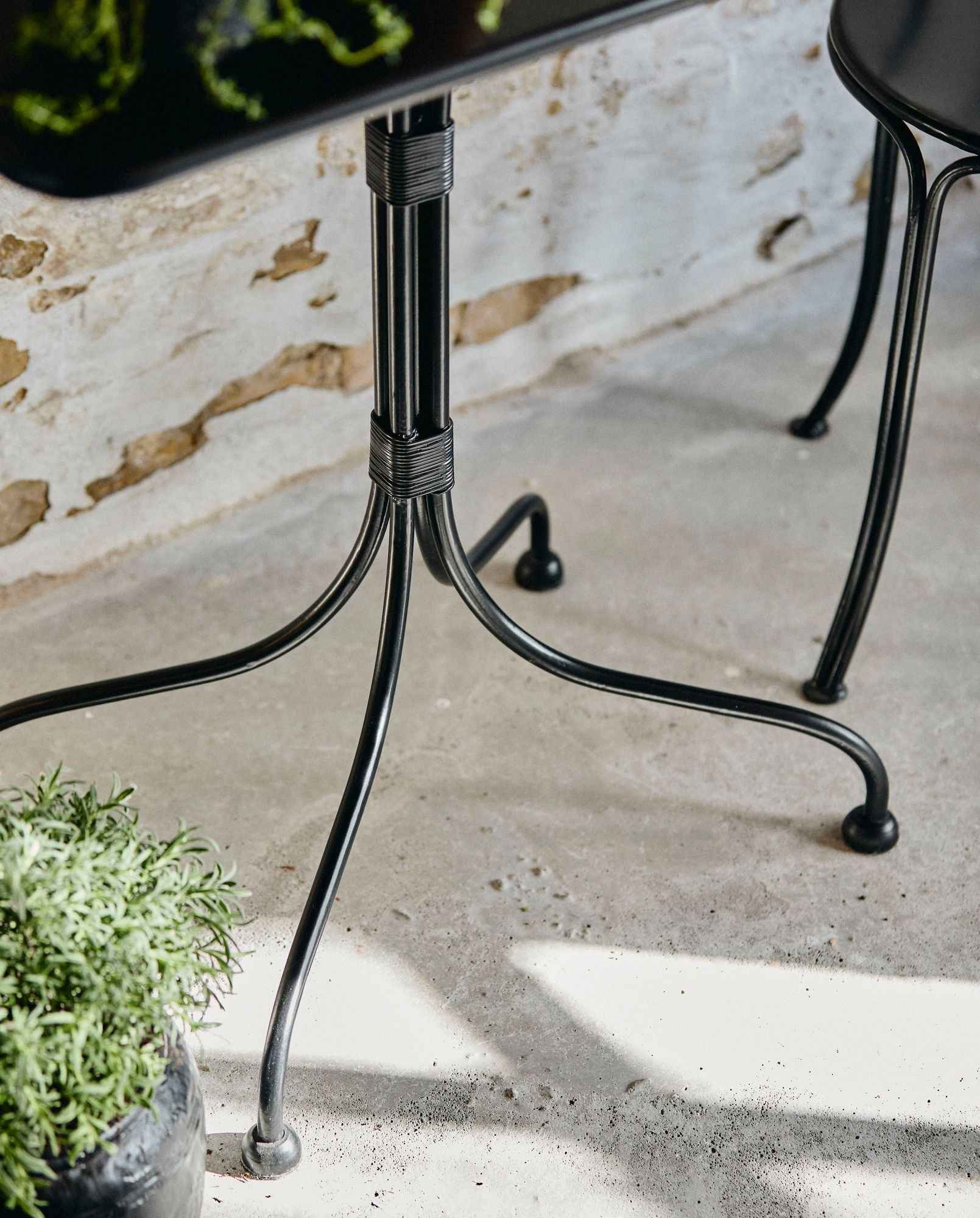 OLIVO garden table - black