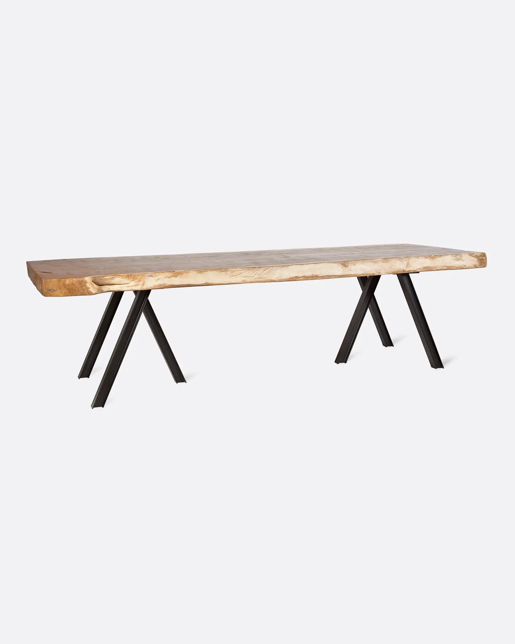 IMPERIA Dining table - Bambuá