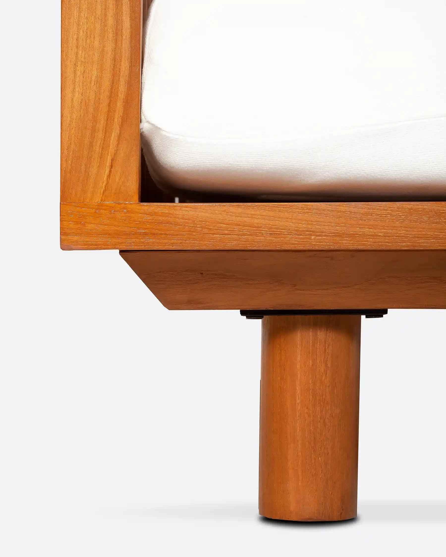 Toprak Teak Wood 1 - Seater Outdoor Sofa in White Upholstery - Bambuá