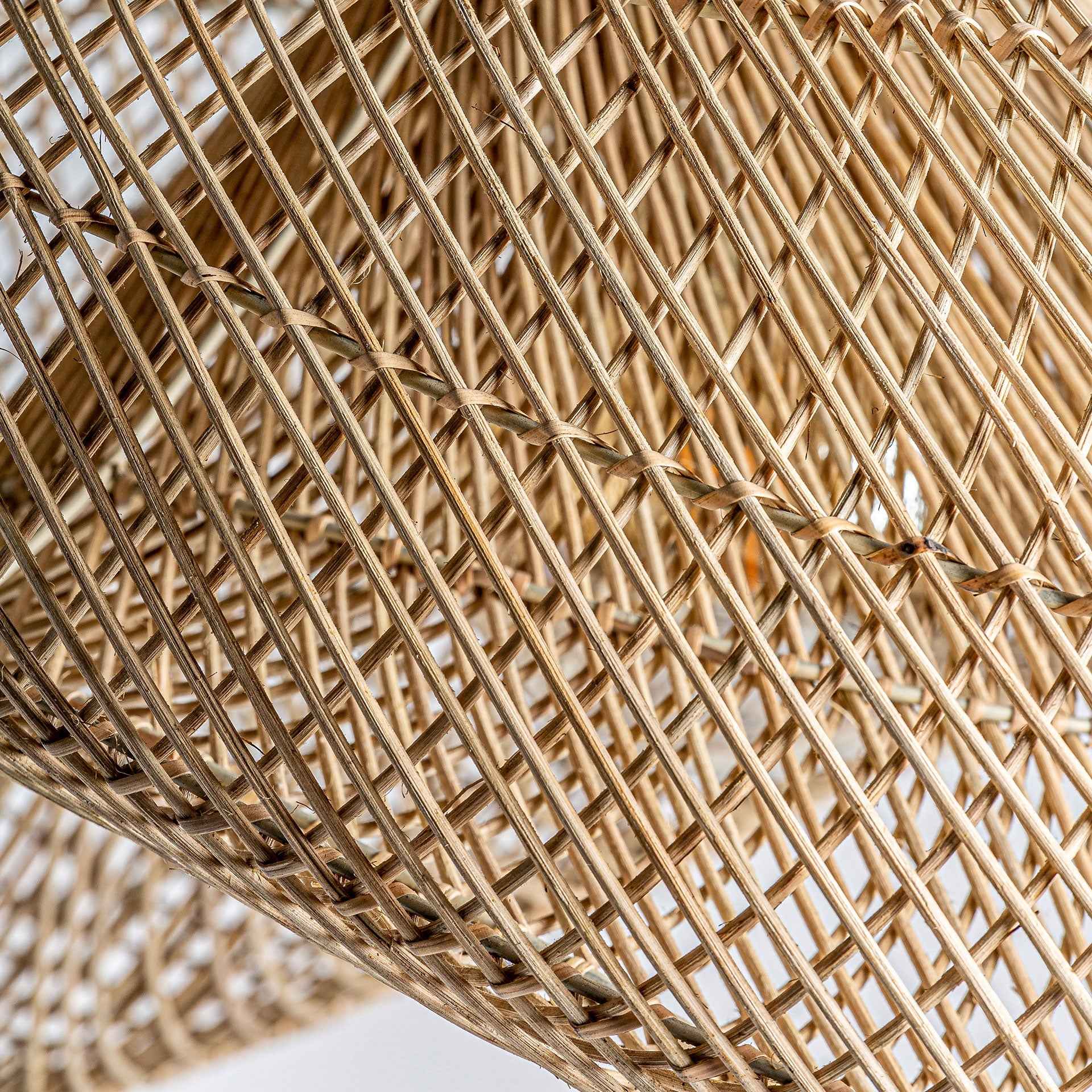 Zush Ceiling Lamp - Bambuá