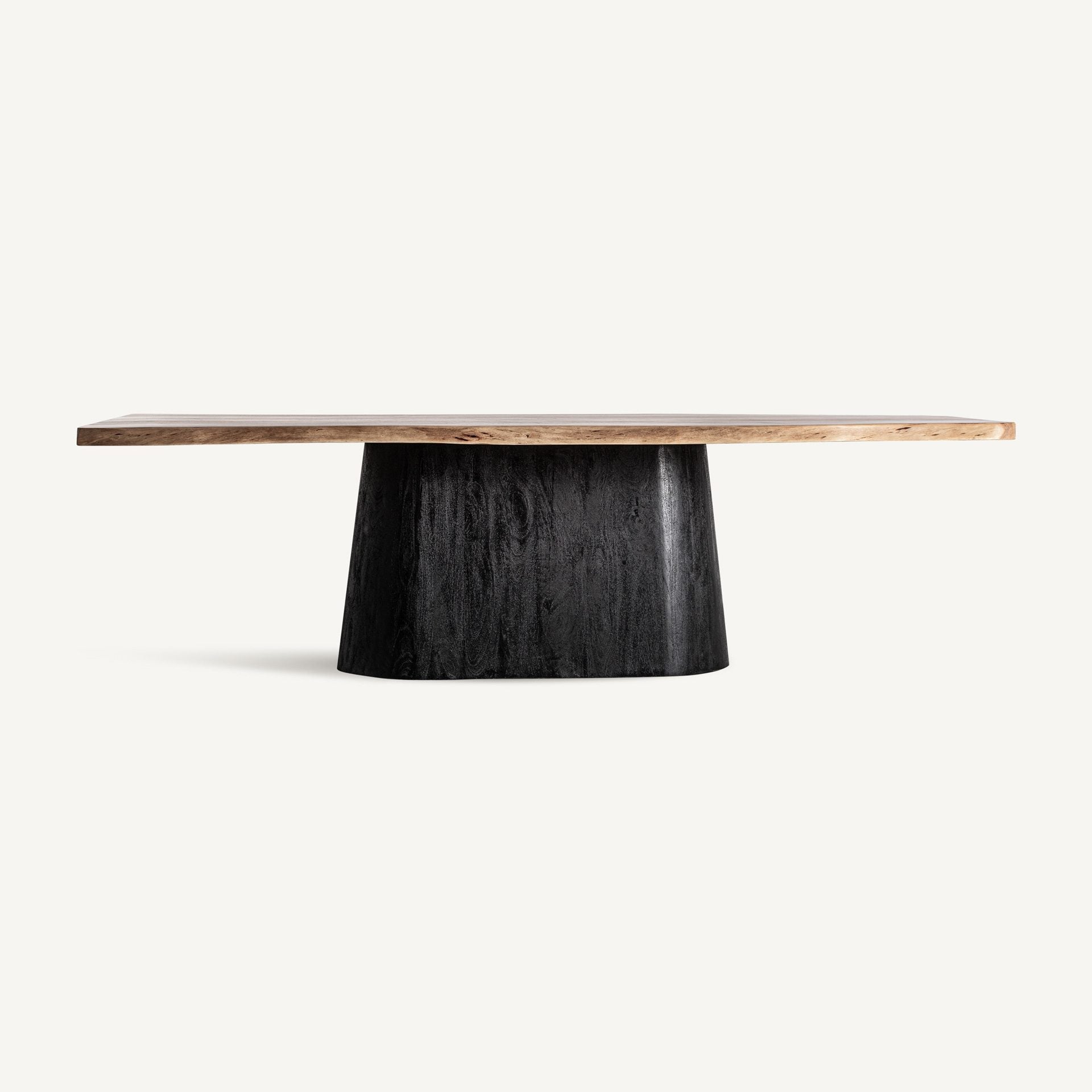 Knaith Dining Table