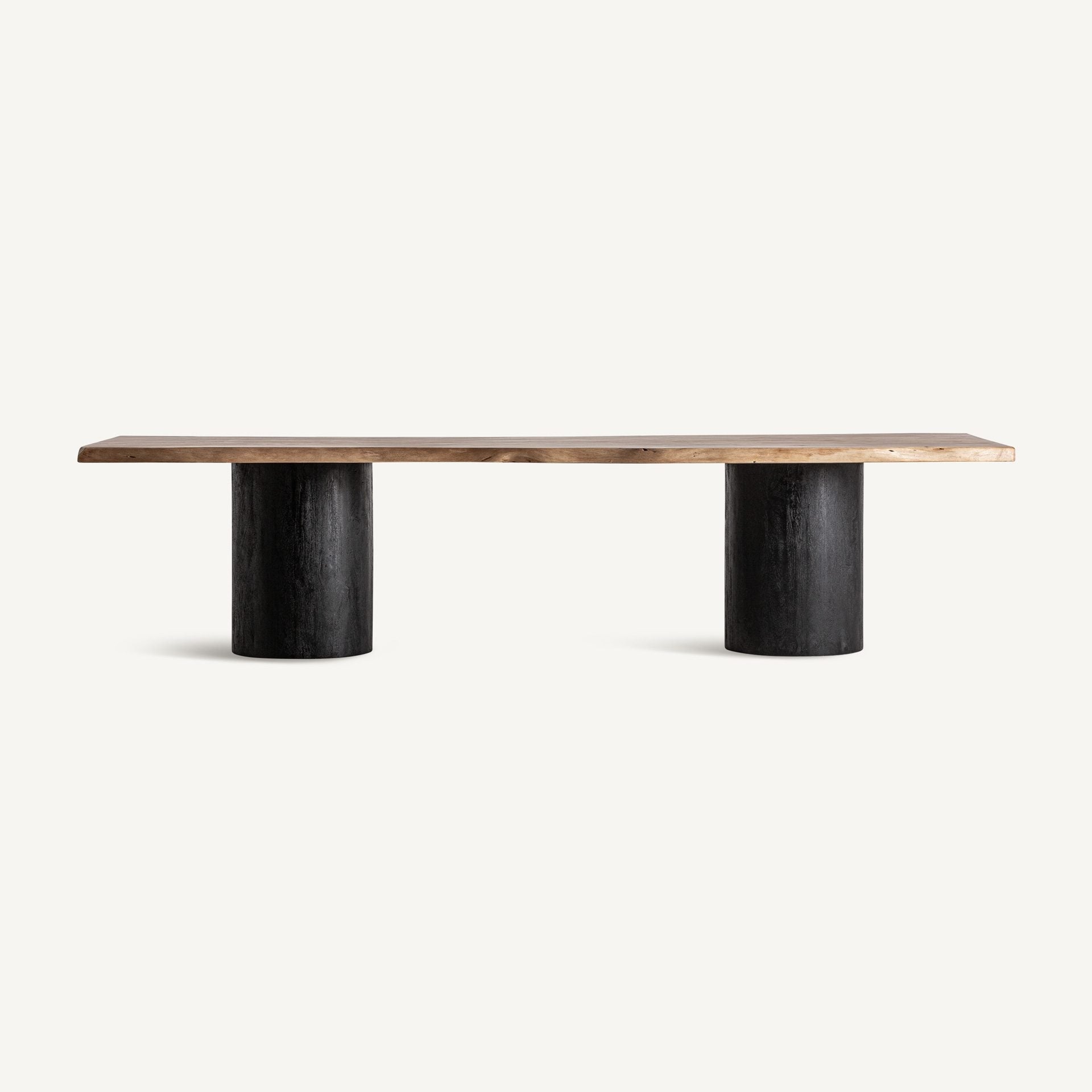 Knaith Dining Table