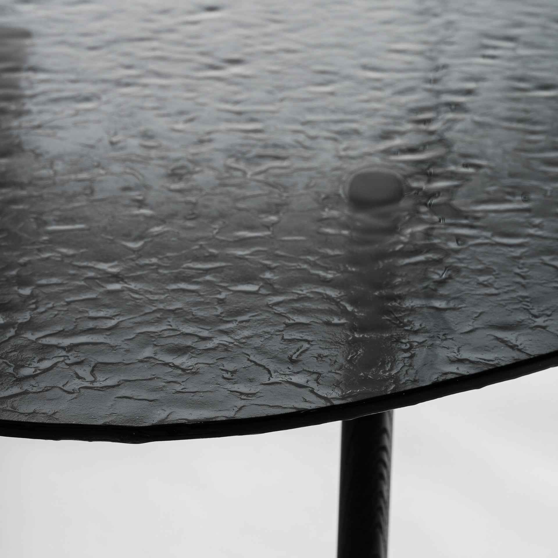 Suchdol Dining Table